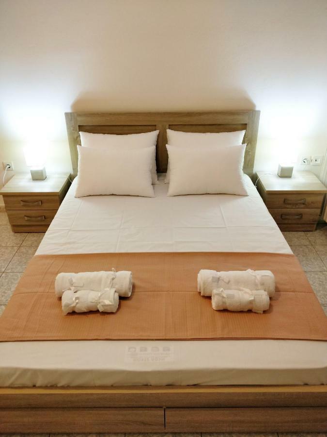 Studio Turquoise Apartment Kalamata Ngoại thất bức ảnh