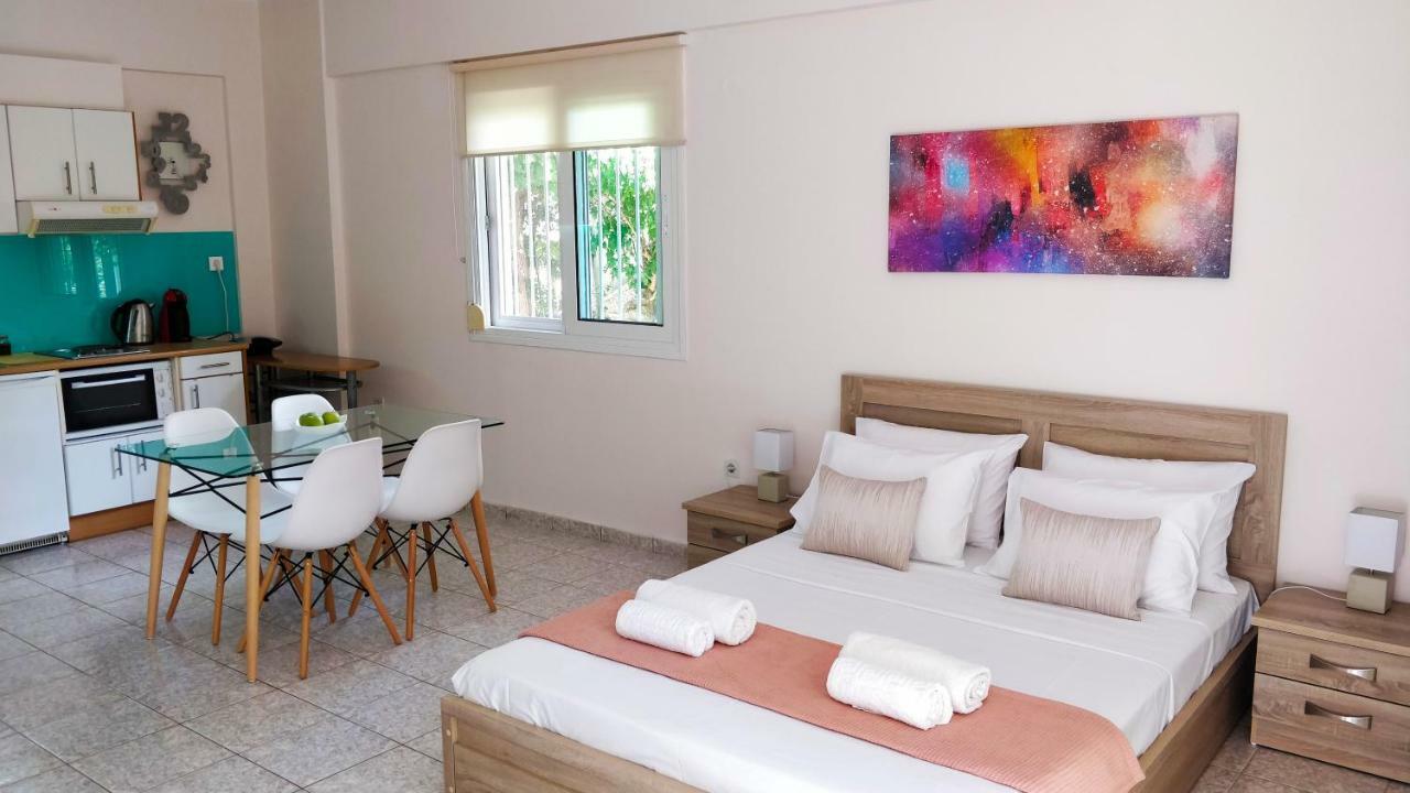 Studio Turquoise Apartment Kalamata Ngoại thất bức ảnh